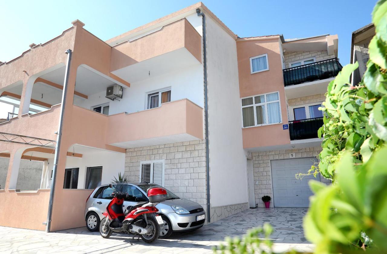 Apartment Ivan Kastel Sucurac ภายนอก รูปภาพ