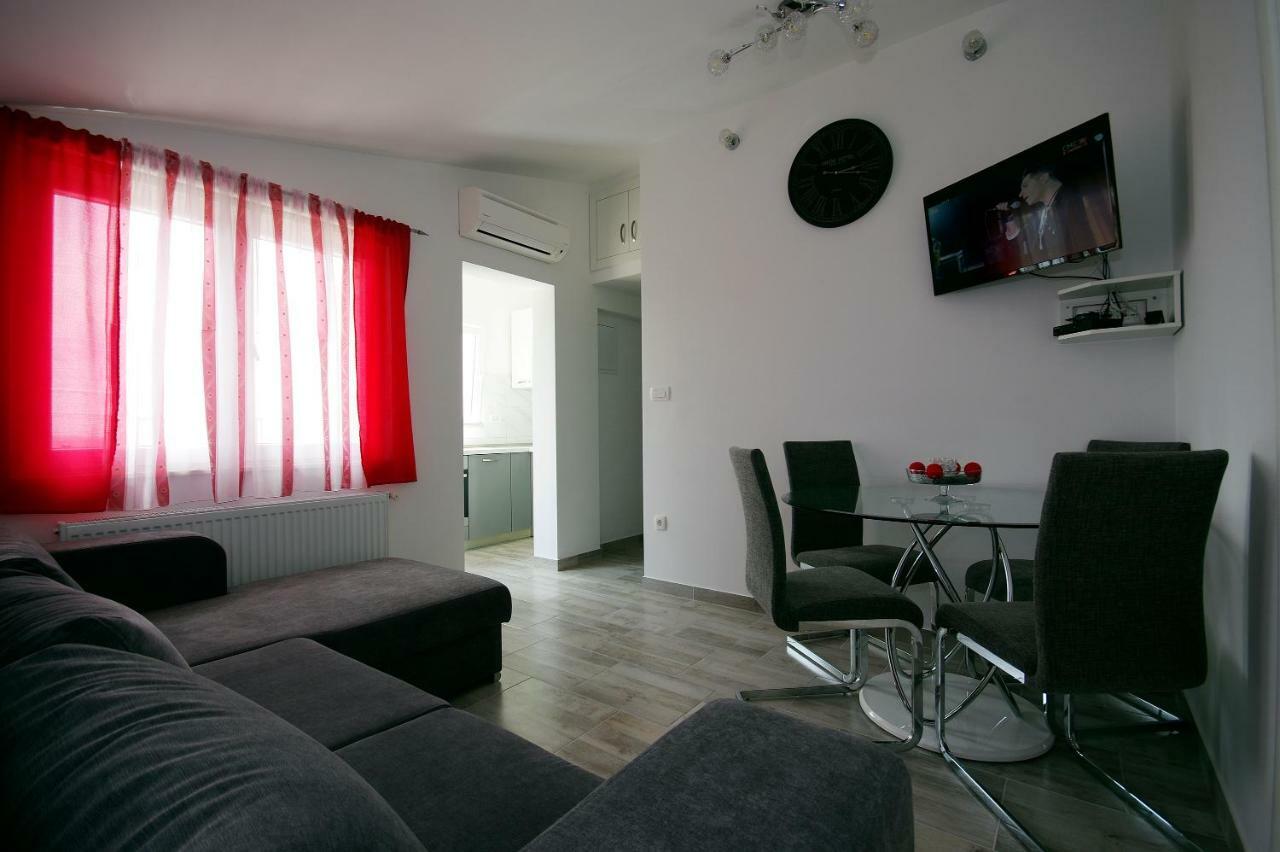 Apartment Ivan Kastel Sucurac ภายนอก รูปภาพ
