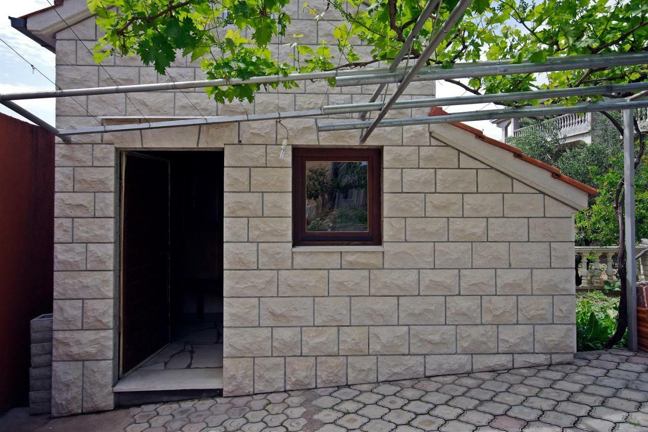 Apartment Ivan Kastel Sucurac ภายนอก รูปภาพ