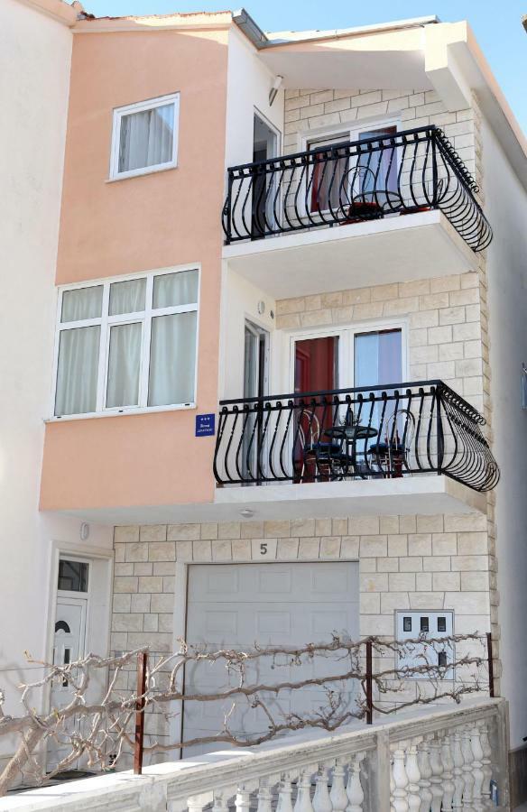 Apartment Ivan Kastel Sucurac ภายนอก รูปภาพ